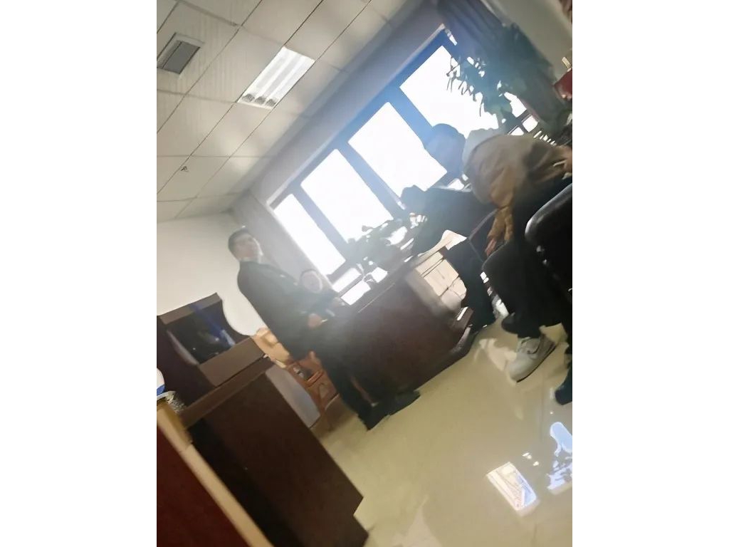 节后上班首日，暗访江西部分窗口单位，发现这些现象