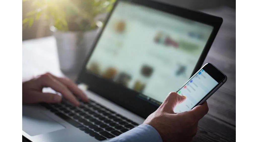 又忘了点开手机是为了看啥？\