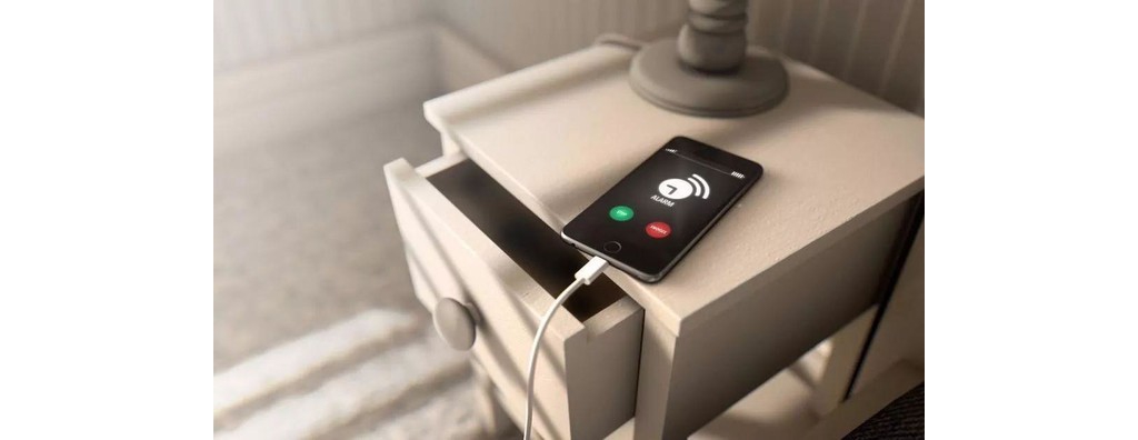 手机充电一晚不拔电源到底行不可？这篇告诉你