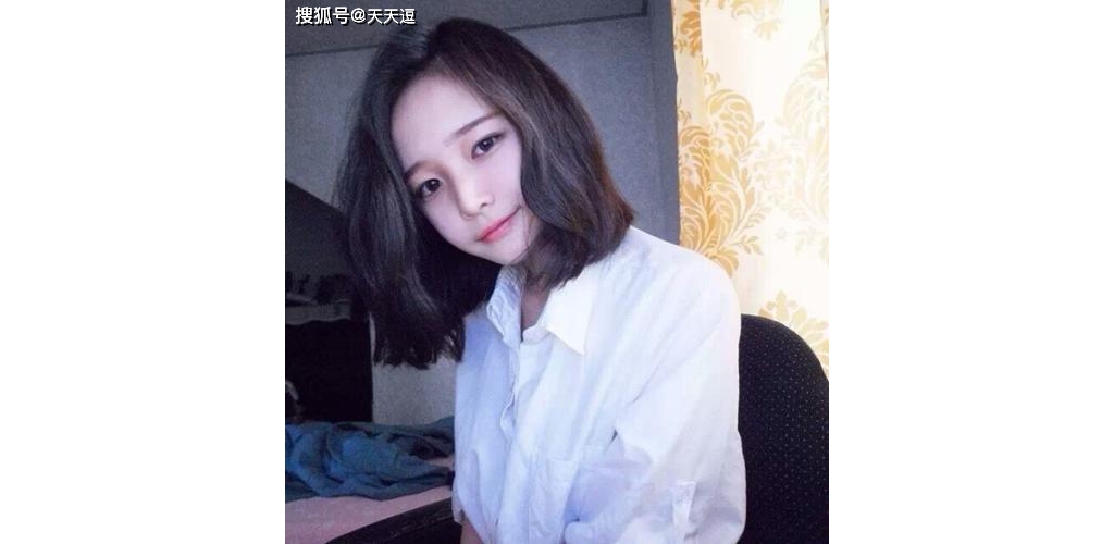 搞笑GIF段子：说了多少次，上班时间不要玩手机