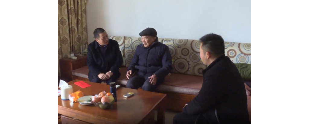 胡智镔春节前探望慰劳副县级退休老干部
