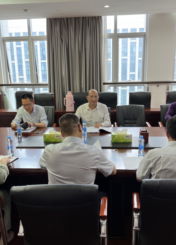 市五届人年夜教科文卫委召开第一次全部会议